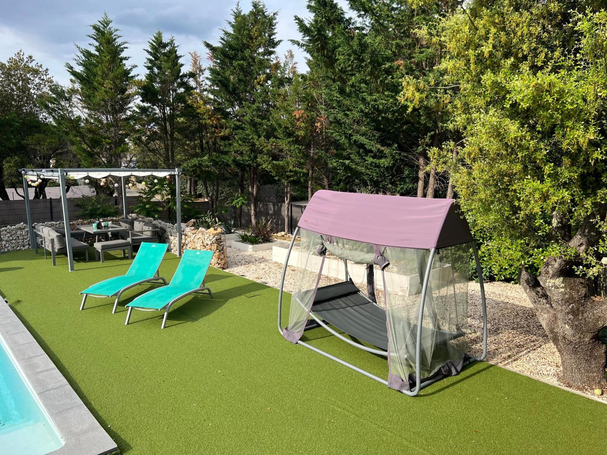 Carpediem Cevennes - Piscine & Terrain Tennis