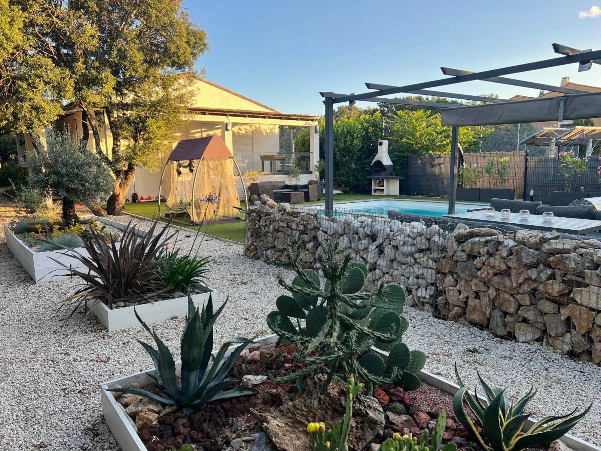 Carpediem Cevennes - Piscine & Terrain Tennis Villa