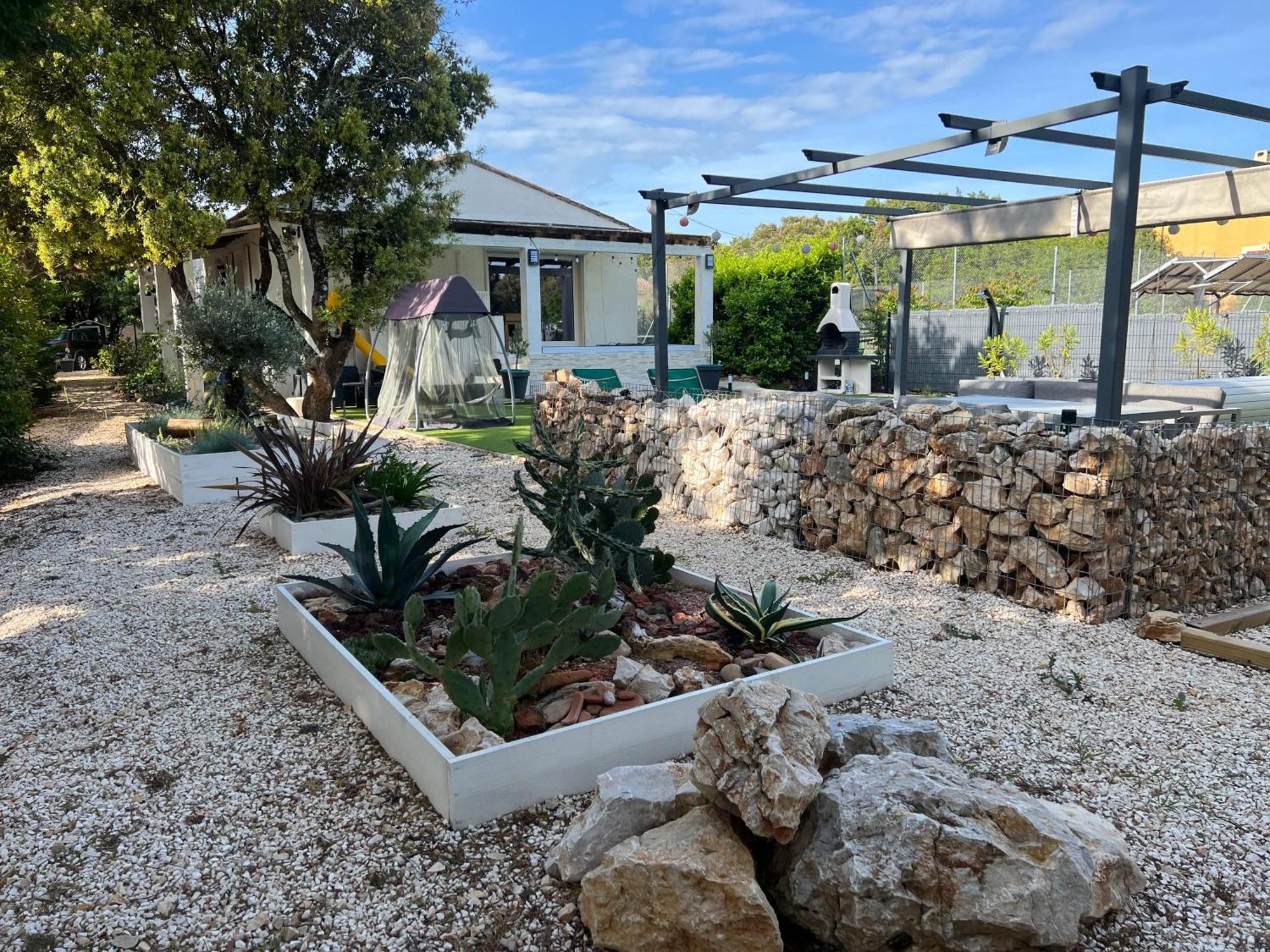 Villa Carpediem Cevennes - Piscine & Terrain Tennis