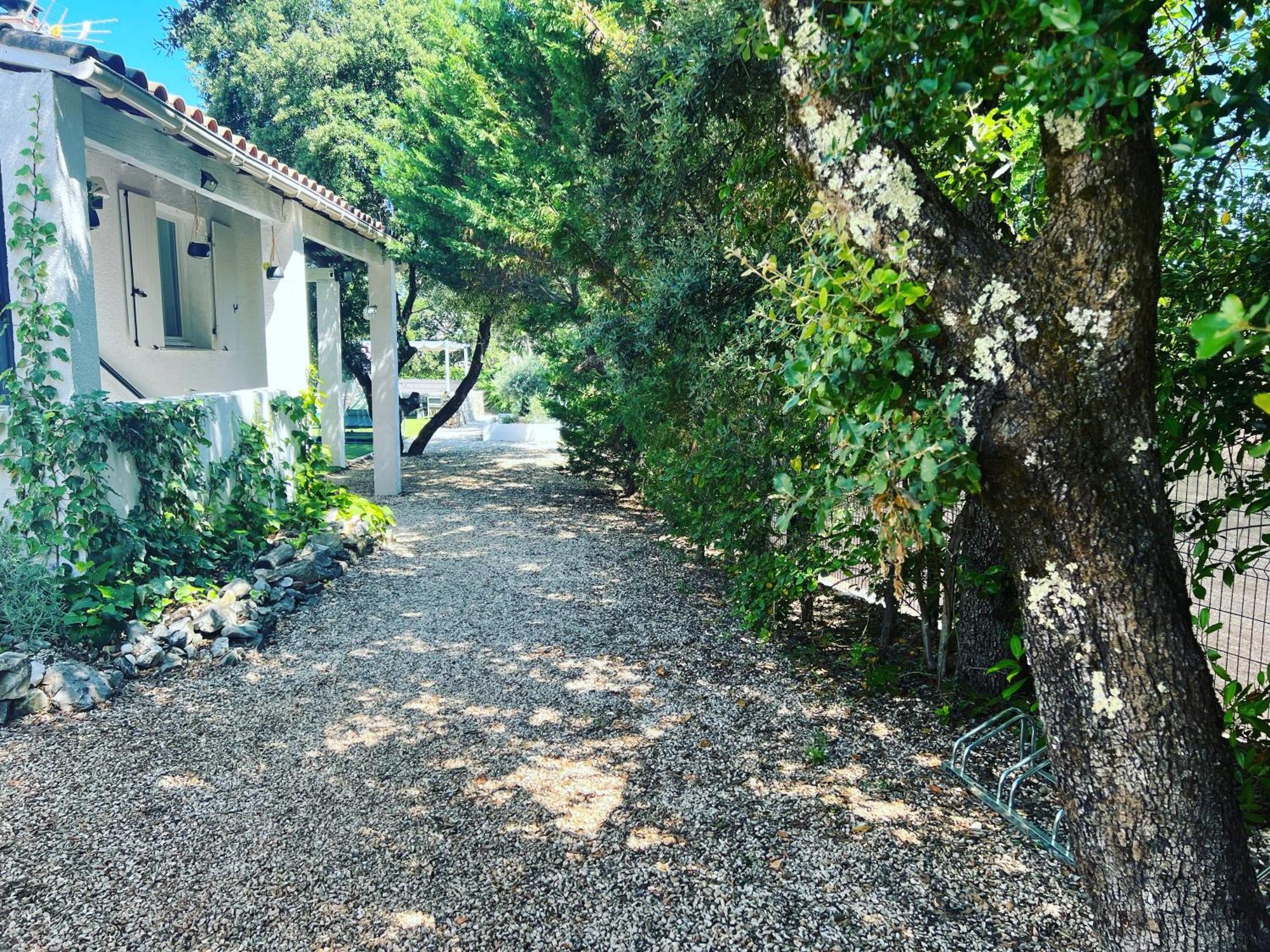 Carpediem Cevennes - Piscine & Terrain Tennis Villa *