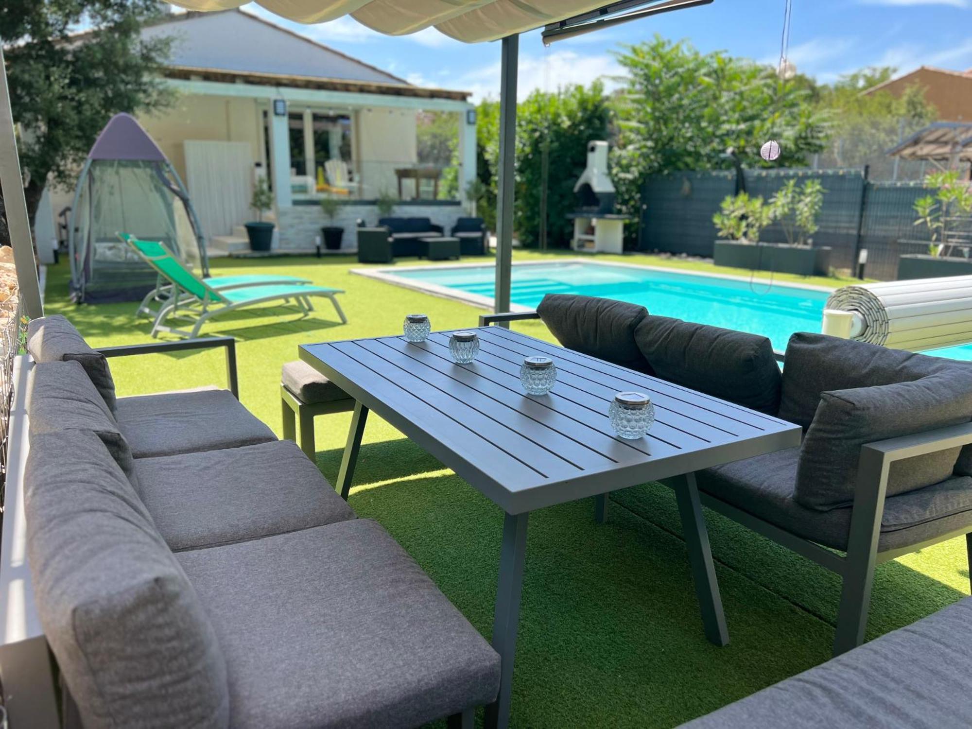 Carpediem Cevennes - Piscine & Terrain Tennis