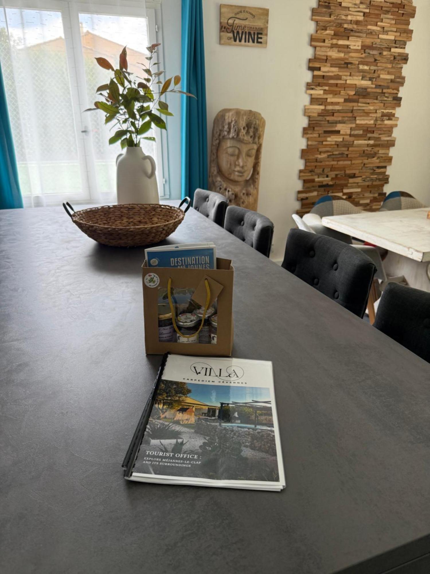 Villa Carpediem Cevennes - Piscine & Terrain Tennis *